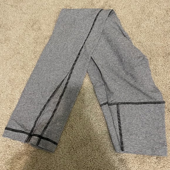 lululemon athletica Pants - Lululemon 2 Striped Capri Leggings